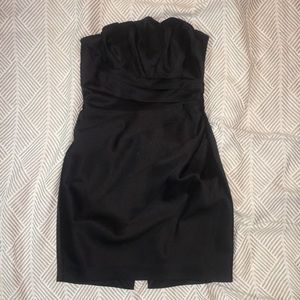 Express size 2 black silky strapless party dress